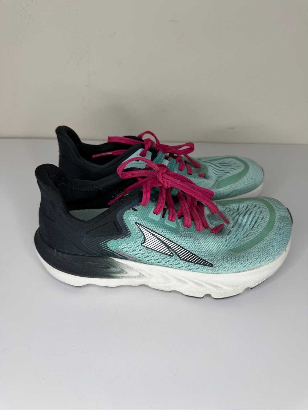 Altra Provision 6 Womens Running Shoes Teal Blue Pink AL0A5488036 Size 6.5